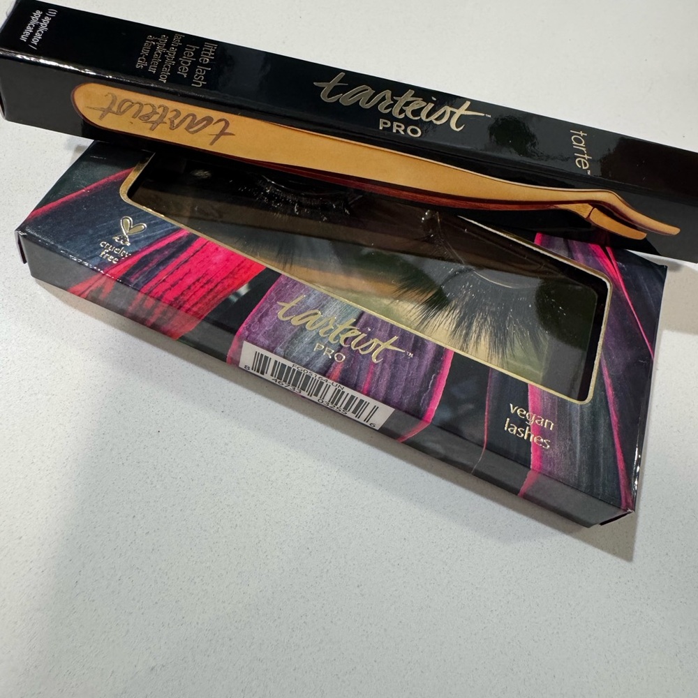 Tarte Tarteist Pro Vegan Lashes with Black and Pink Packaging